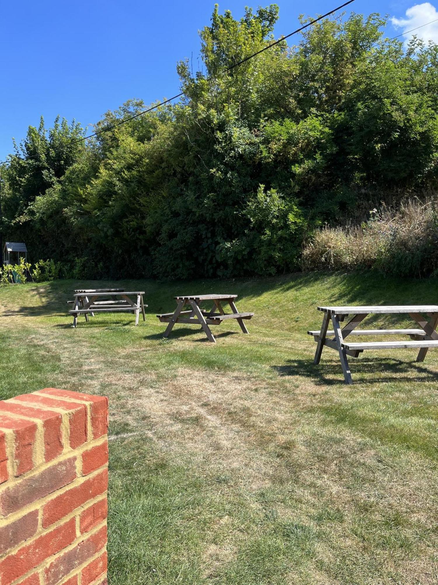 Bed and Breakfast The Lydden Bell Esterno foto